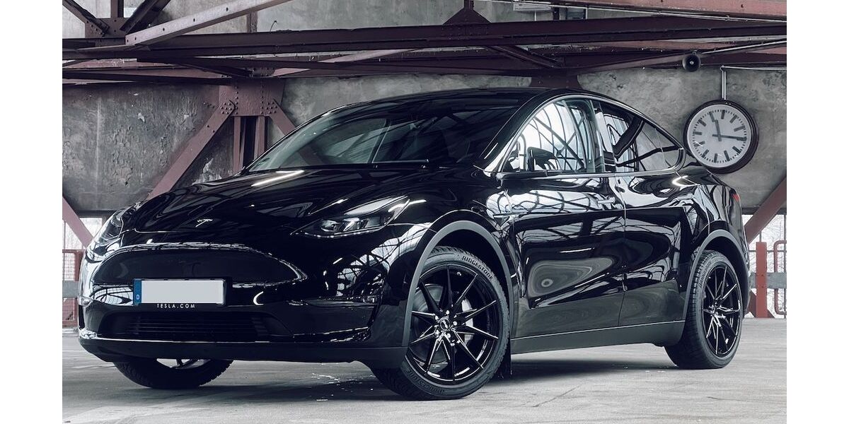 Tesla Model Y 62.000 km 33.900 &euro; Essen 45149