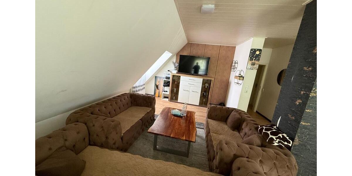 Dachgeschoßwohnung Herne Wanne - 4 Zimmer, 90 m&sup2;, 990&euro; | Angebot:26414659