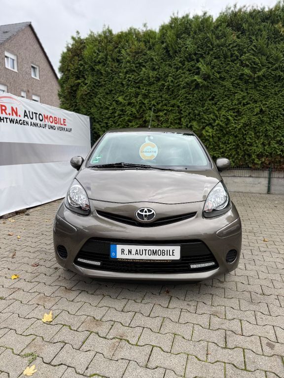 Toyota Aygo (X) 113.296 km 4.200 € Dortmund 44388