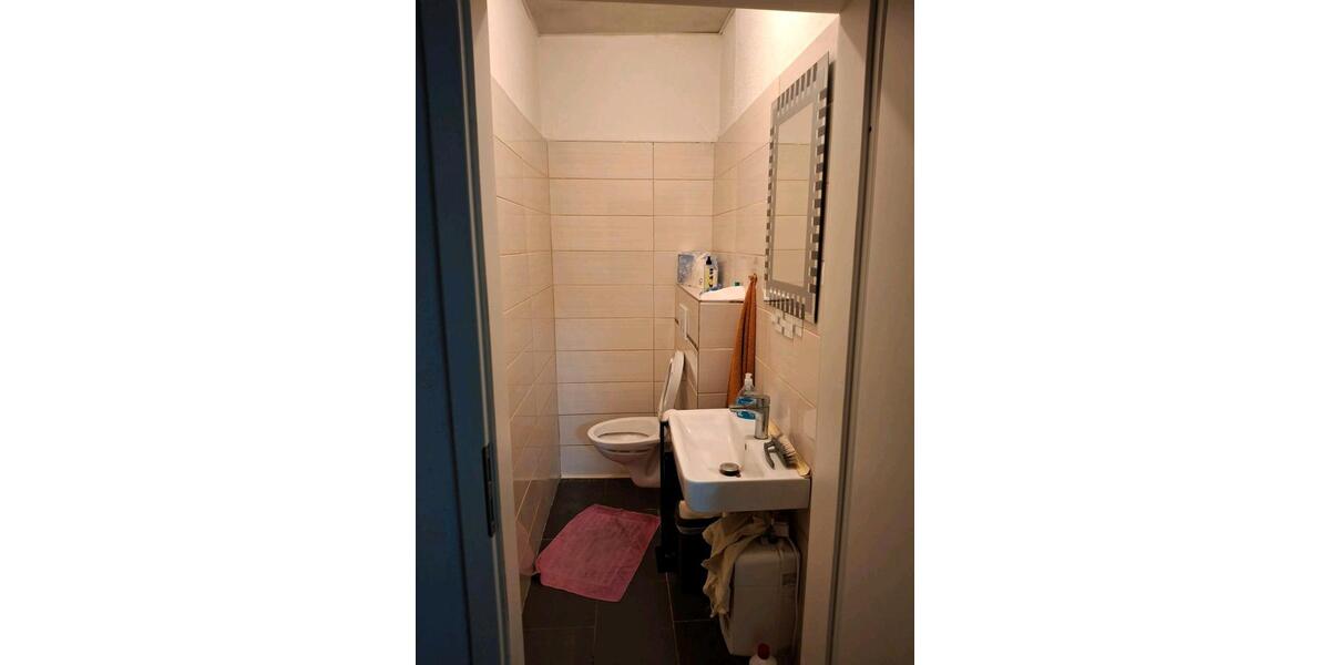 Wohnung & Gewerbefläche zu verkaufen! 5 zimmer