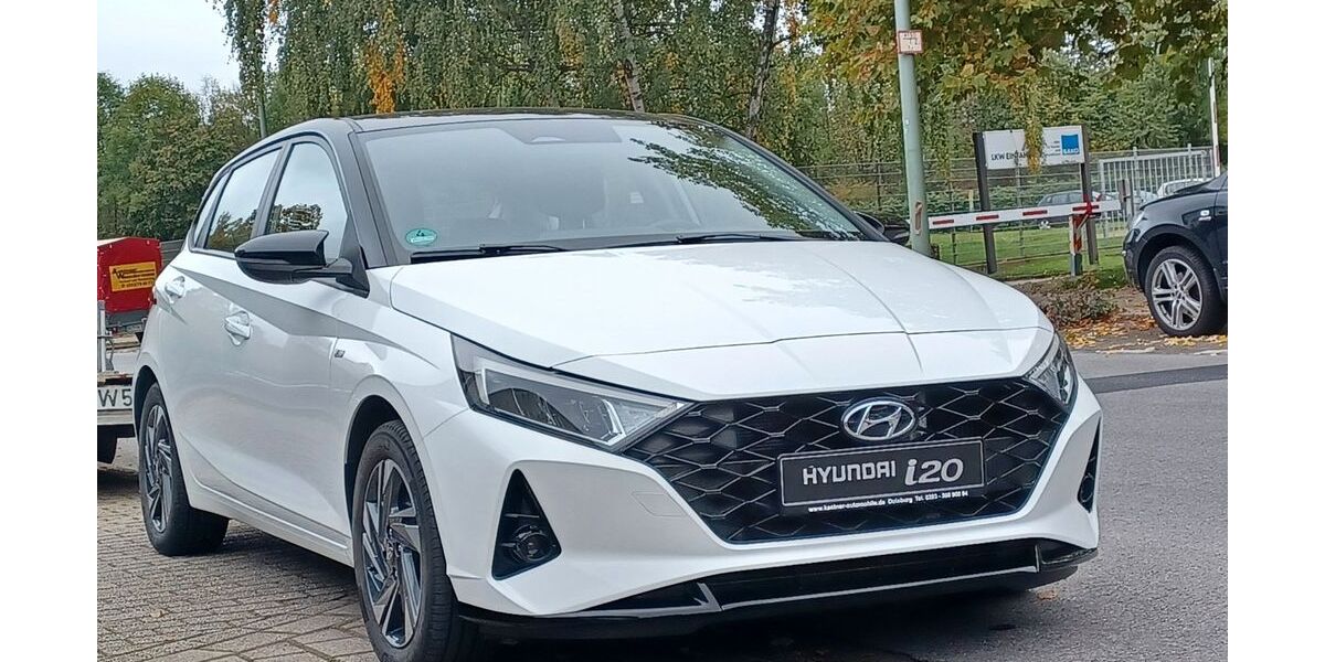 Hyundai i20 93.826 km 12.490 &euro; Duisburg 47269