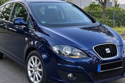 Seat Altea 215.000 km 2.200 &euro; Oberhausen 46045
