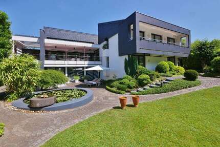 Haus Haan - 6 Zimmer, 398 m&sup2;, 1.950.000&euro; | Angebot:27308029