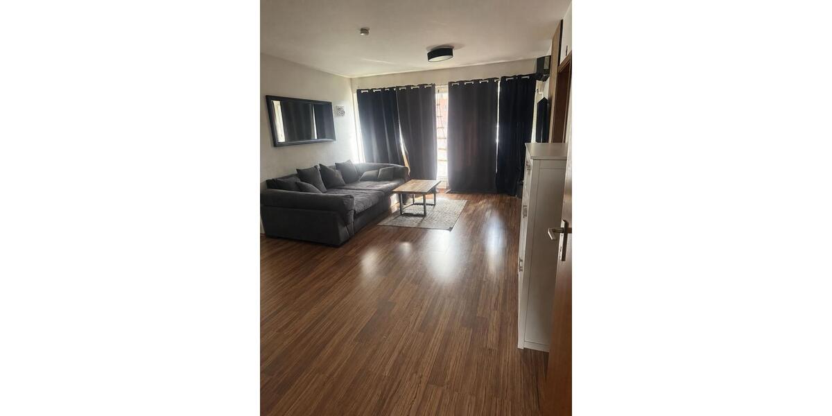 Dachgeschoßwohnung Duisburg Essenberg - 3 Zimmer, 76 m&sup2;, 680&euro; | Angebot:26632424