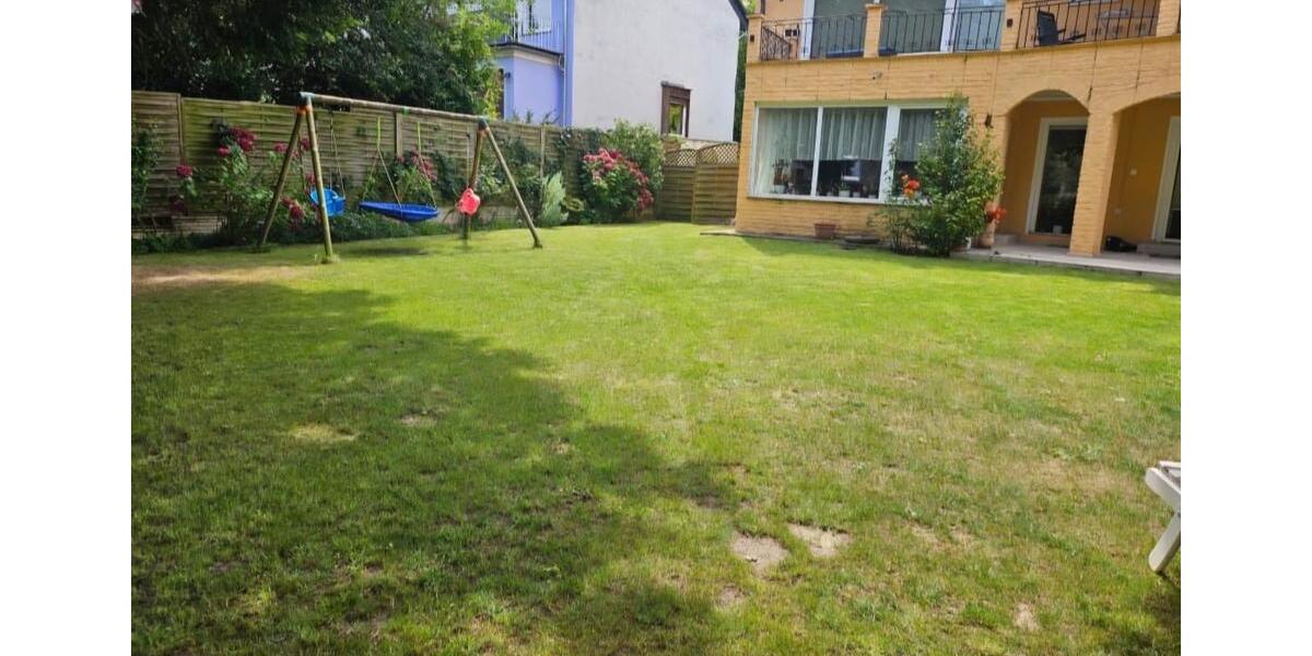 Großes Mehrfamilienhaus zimmer