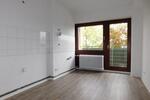 Großzügig geschnittene 2-Zimmerwohnung im 2. OG mit Vinylboden und Balkon! 2 zimmer