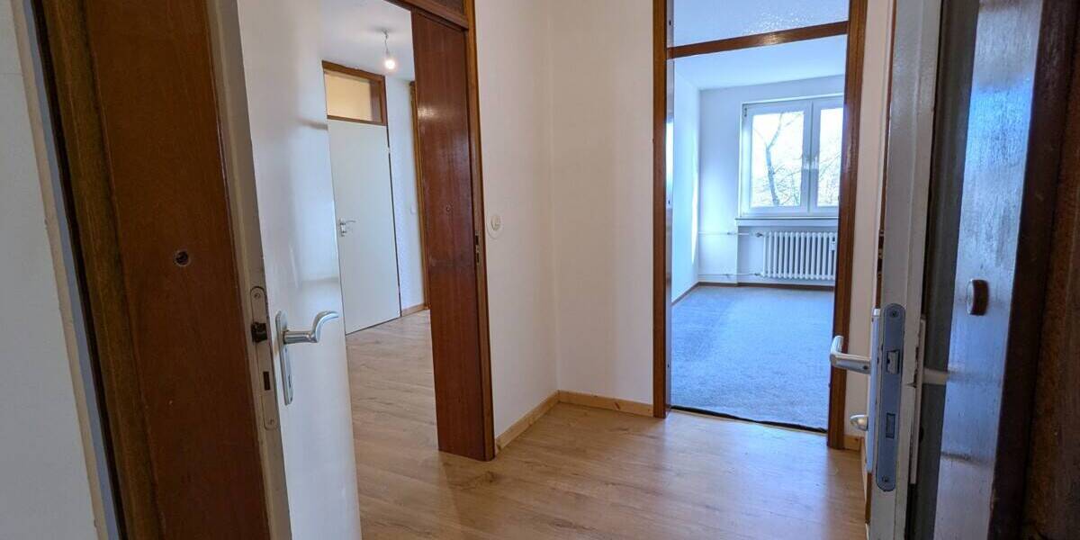Etagenwohnung Bochum Querenburg - 3 Zimmer, 83 m&sup2;, 700&euro; | Angebot:26778888