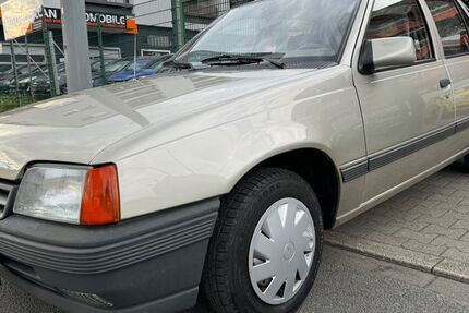 Opel Kadett 130.844 km 5.990 € Gelsenkirchen 45899
