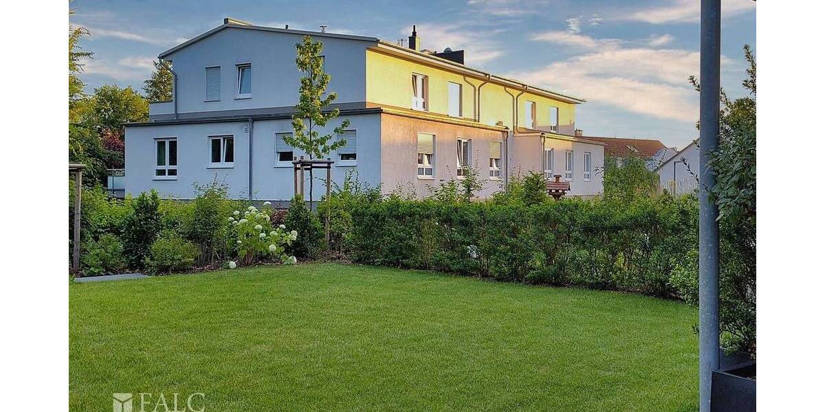 Komfortabel, ruhig, begehrt -Ruheoase in zentraler Lage -Wohnen mit Garten und Tiefgaragenstellplatz 3 zimmer