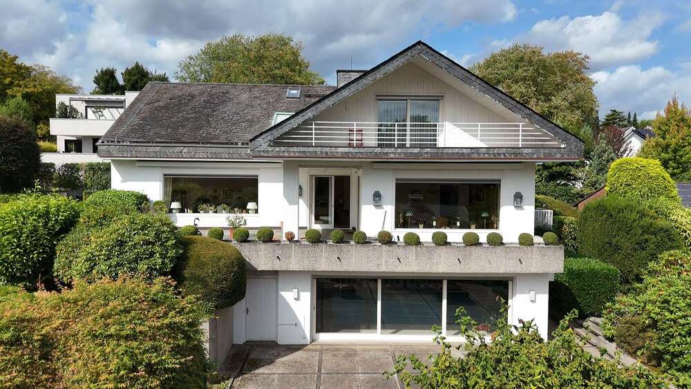 Haus zum Kaufen in Haan 1.490.000 € 394 m² 7 zimmer