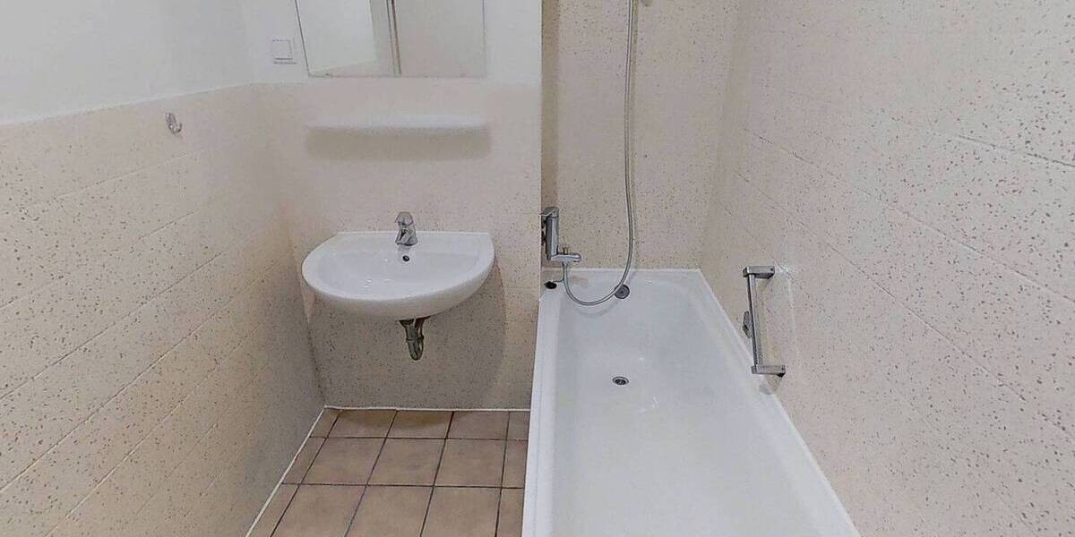 Etagenwohnung Duisburg Neumühl - 3 Zimmer, 81 m&sup2;, 599&euro; | Angebot:26920203