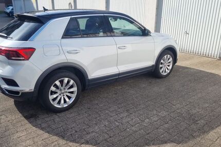 VW T-Roc 99.500 km 15.500 &euro; Duisburg 47058