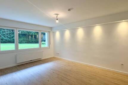 Modernisierte 2-Zimmer-SouterrainWohnung in Meerbusch-Büderich