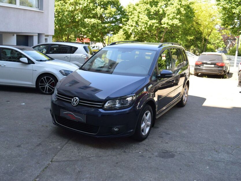 VW Touran 130.000 km 10.250 € Mülheim an der Ruhr 45473