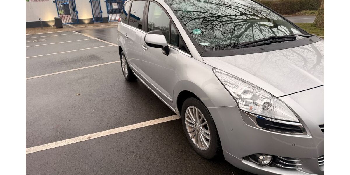 Peugeot 5008 255.000 km 4.600 &euro; gelsenkirchen 45883