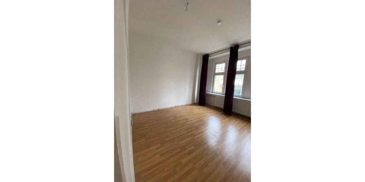 Etagenwohnung Oberhausen Sterkrade-Mitte - 4 Zimmer, 108 m&sup2;, 819&euro; | Angebot:26919396