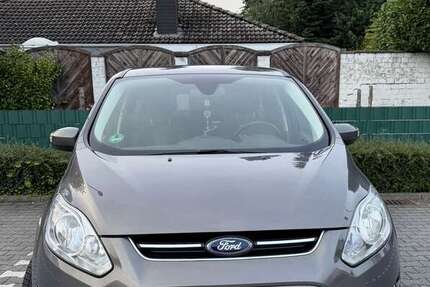 Ford C-Max 167.000 km 4.900 € Düsseldorf 40495