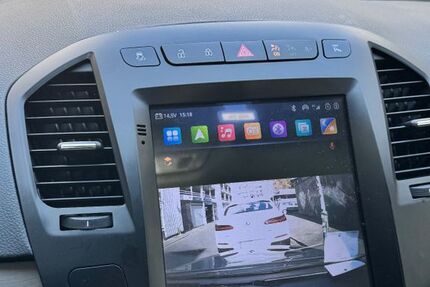 Opel Insignia 83.000 km 11.900 € Düsseldorf 40210