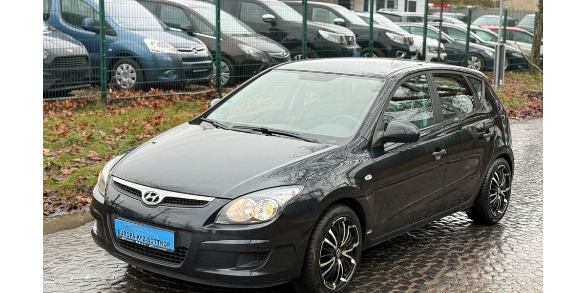 Hyundai i30 150.000 km 3.499 &euro; Bottrop 46238