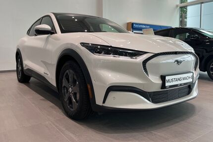 Ford Mustang Mach-E 20.900 km 36.799 € Oberhausen (am CentrO) 46047