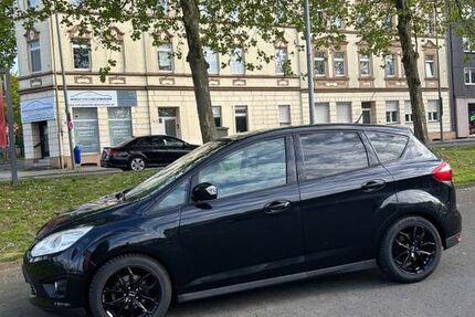 Ford C-Max 126.220 km 5.299 &euro; Gelsenkirchen 45884