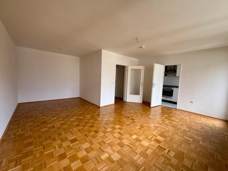 Schickes Appartement mit Basismöblierung und Einbauküche in sehr zentraler Lage