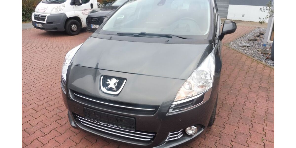 Peugeot 5008 139.000 km 5.990 &euro; Oberhausen 46045