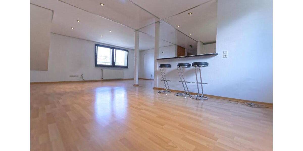 Dachgeschoßwohnung Oberhausen Biefang - 4 Zimmer, 96 m&sup2;, 239.000&euro; | Angebot:26940519