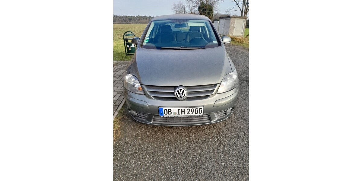 VW Golf Plus 49.000 km 6.200 &euro; Oberhausen 46045