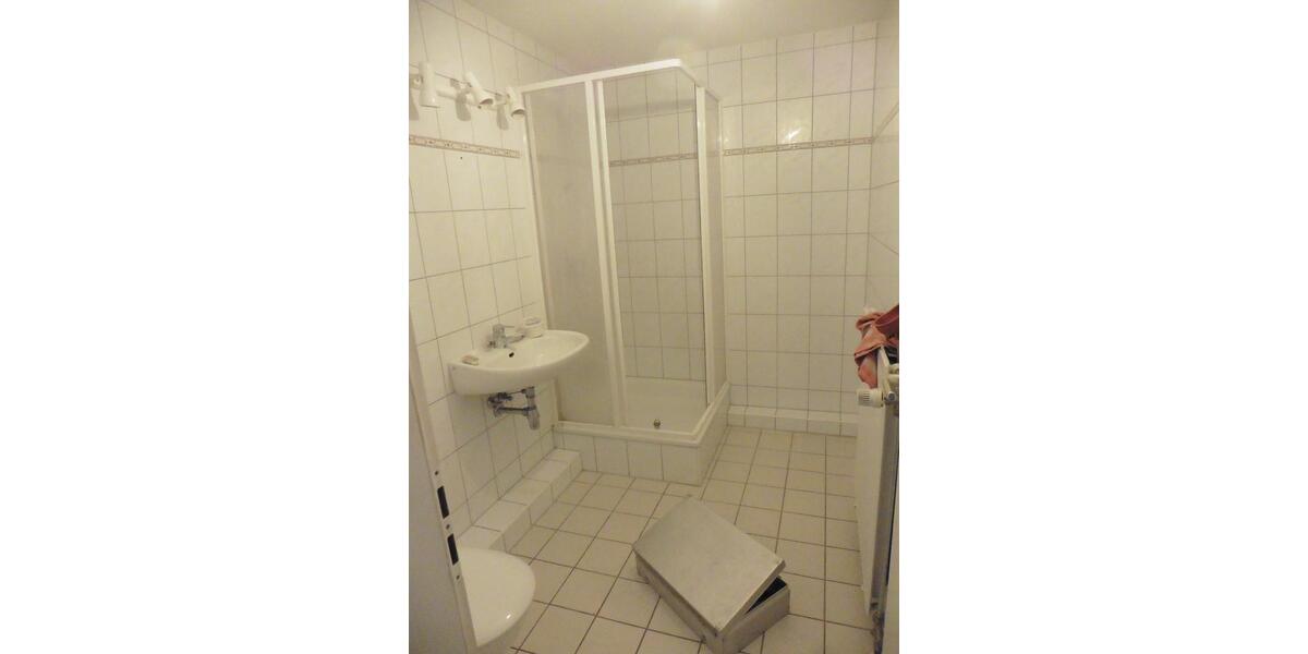 Etagenwohnung Gelsenkirchen Gelsenkirchen-Mitte - 2 Zimmer, 76 m&sup2;, 140.000&euro; | Angebot:27446944