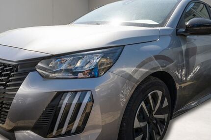 Peugeot 208 5.866 km 16.940 &euro; Bochum 44801