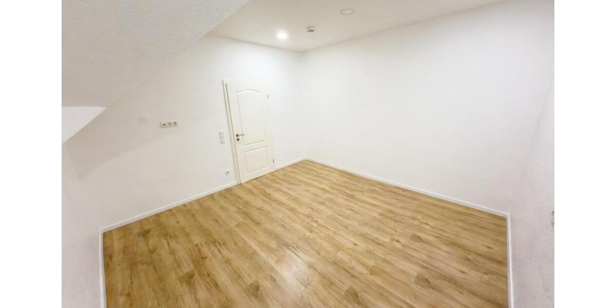 Luxuriöses Einfamilienhaus mit modernem Soutterain- Ausbau 5 zimmer