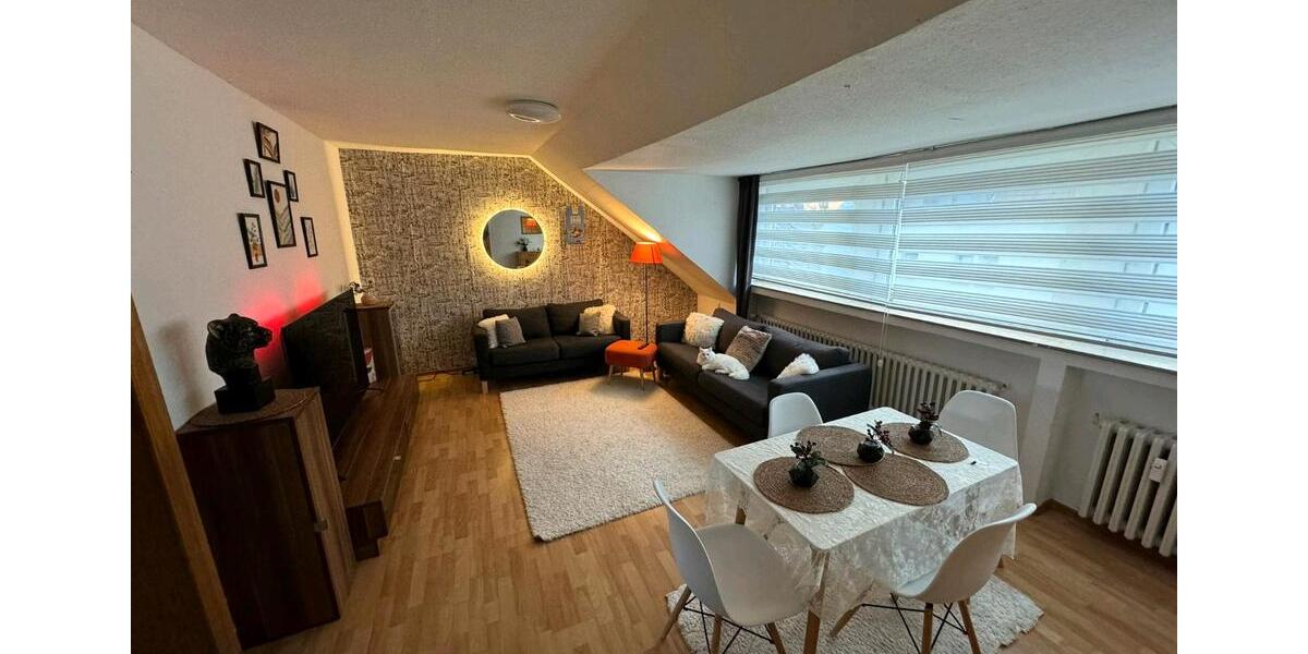 Dachgeschoßwohnung Essen Stadtbezirk V - 2 Zimmer, 60 m&sup2;, 620&euro; | Angebot:26468178
