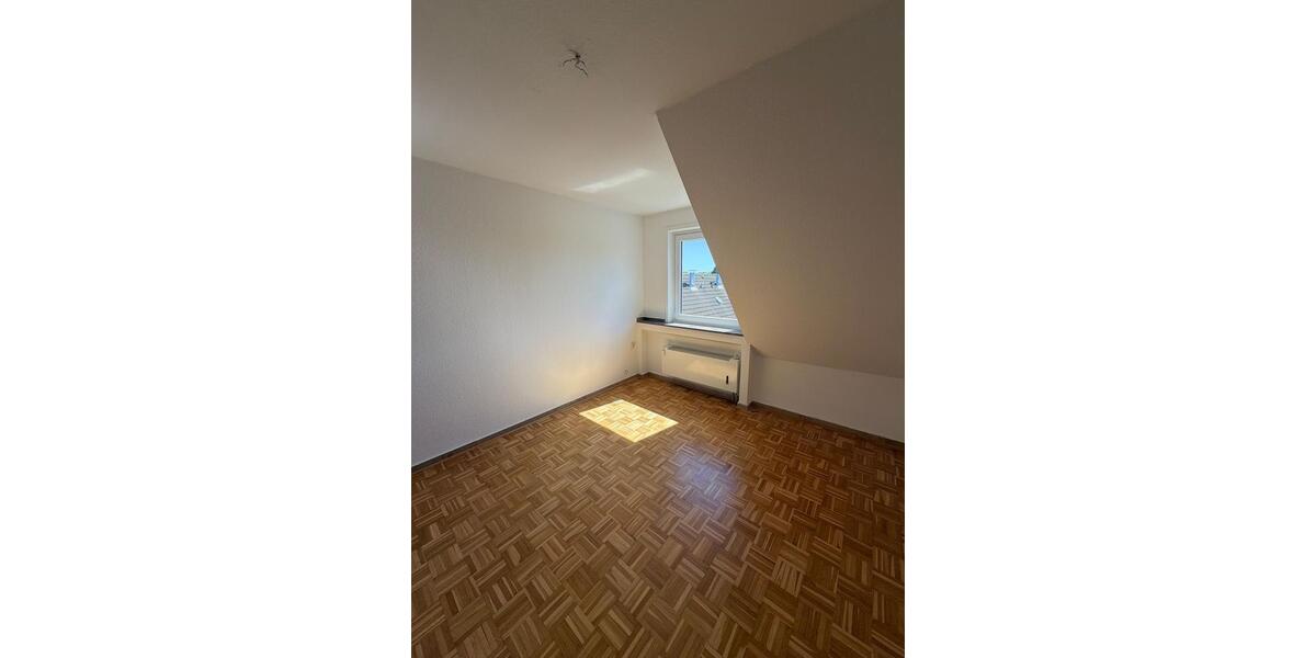 Etagenwohnung Recklinghausen - 4 Zimmer, 87 m&sup2;, 595&euro; | Angebot:26442299