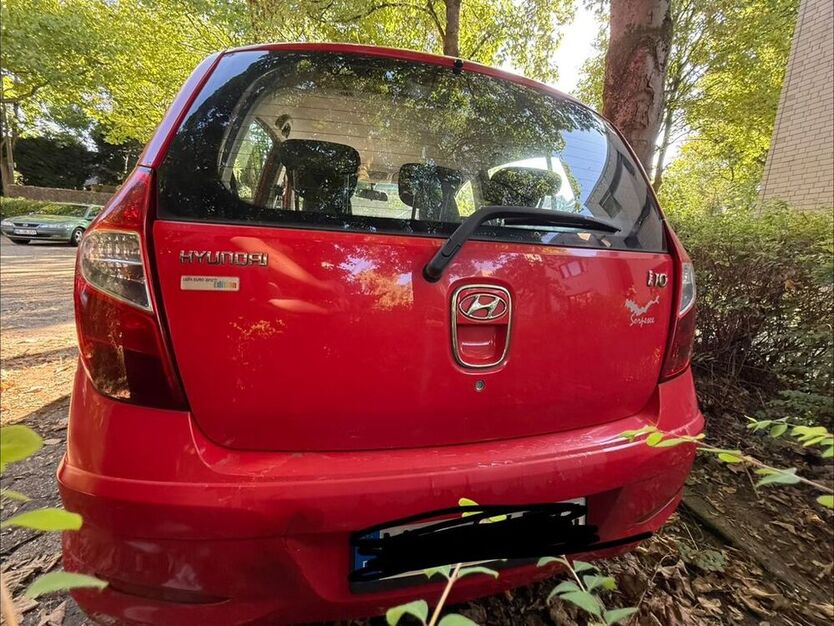 i10