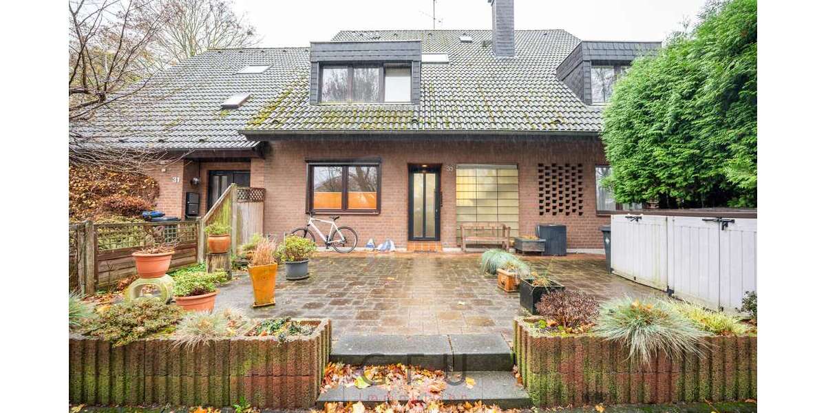 Haus zum Kaufen in Ratingen 1.090.000 € 337 m² 9 zimmer