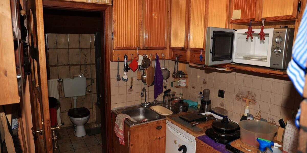 Reihenmittelhaus Duisburg Hochemmerich - 4 Zimmer, 72 m&sup2;, 122.000&euro; | Angebot:25769810