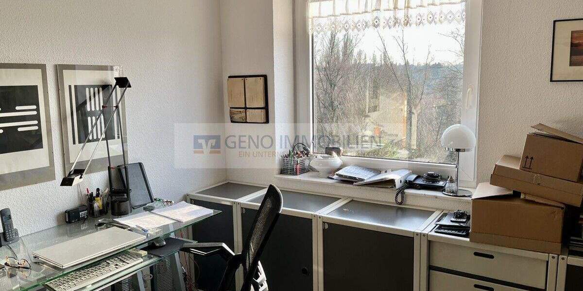 Grandioser Fernblick mit eigenem Gartenanteil! 3 zimmer