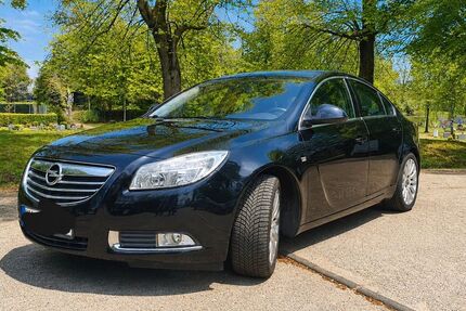 Opel Insignia 123.200 km 6.990 &euro; Mülheim a.d.R. 45472