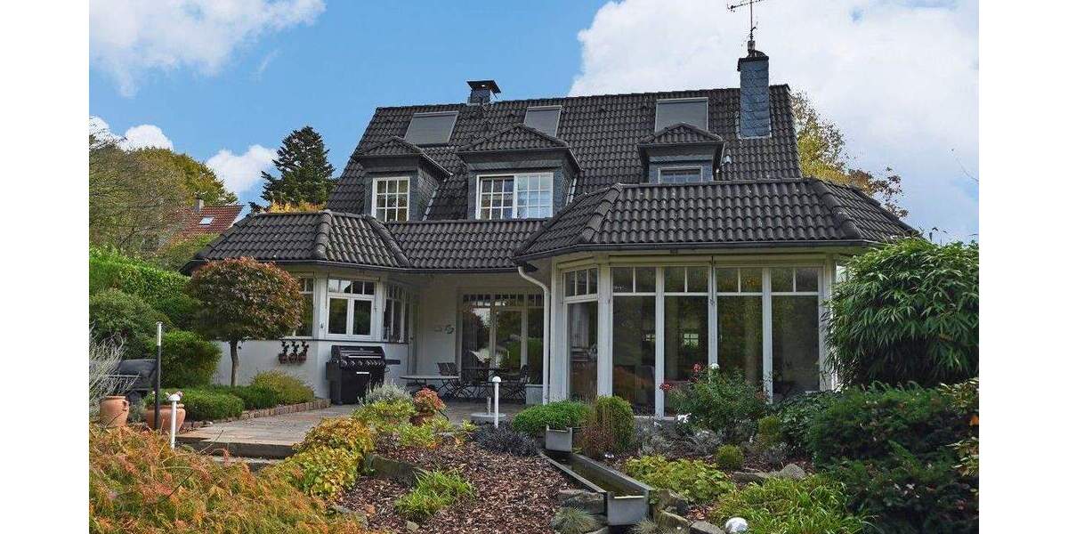 Einfamilienhaus Essen Werden - 6 Zimmer, 242 m&sup2;, 1.350.000&euro; | Angebot:23940492