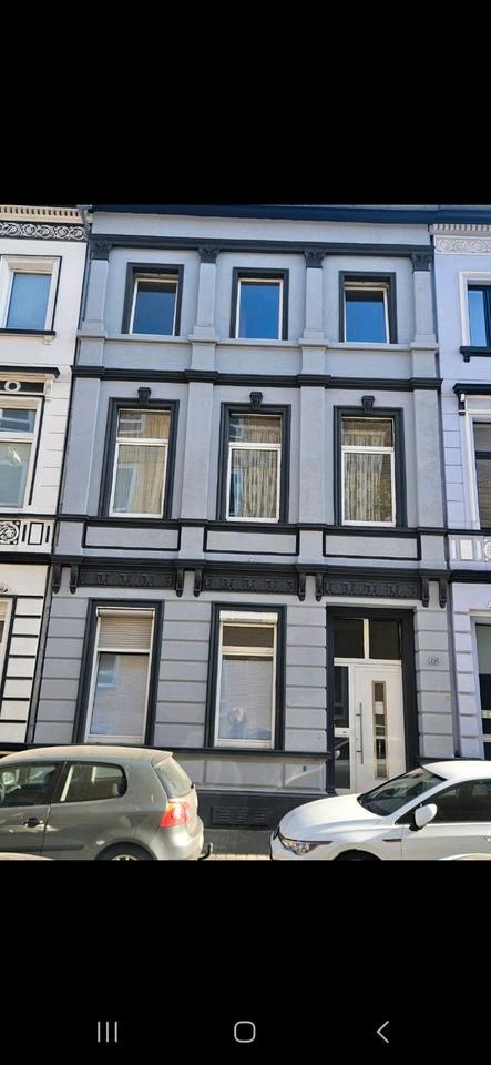 Mehrfamilienhaus