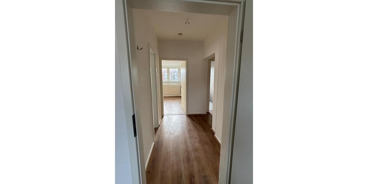 4,5 Zimmer-Wohnung im Dachgeschoss - 96 qm + 85qm Nutzfläche 4.5 zimmer