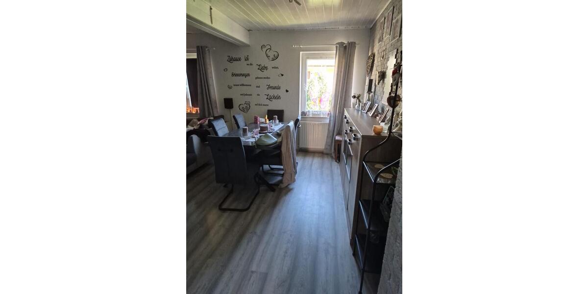 Etagenwohnung Essen Stadtbezirk III - 3 Zimmer, 70 m&sup2;, 850&euro; | Angebot:26409917