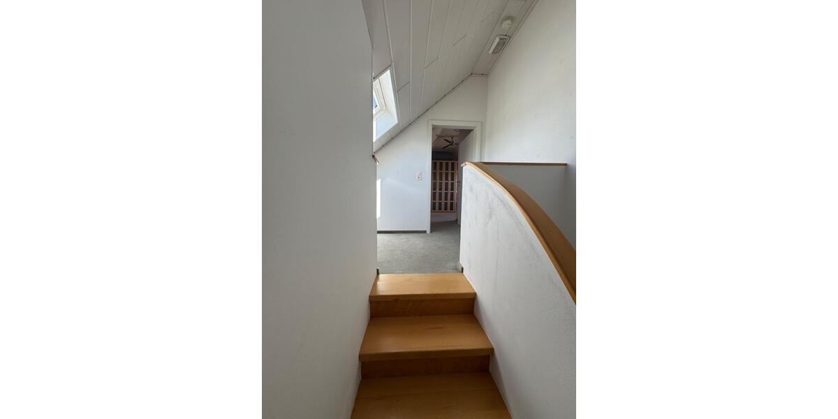 Dachgeschoßwohnung Dorsten - 3 Zimmer, 105 m&sup2;, 850&euro; | Angebot:26420624