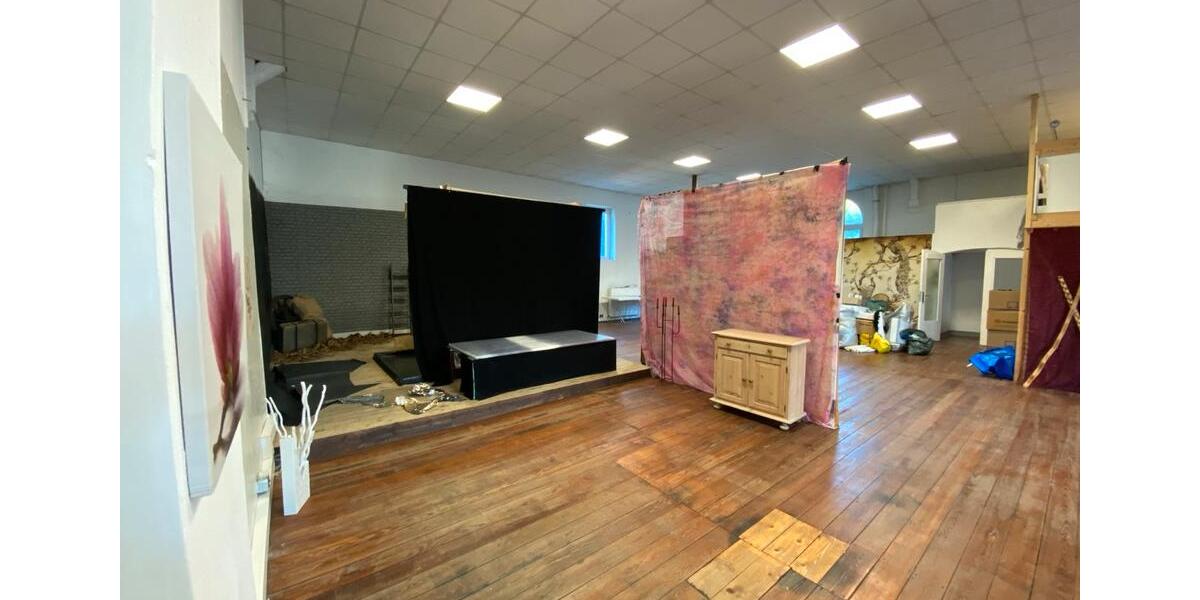 Loft - Studio - Atelier Wuppertal Gemarkung Langerfeld - 1 Zimmer, 230 m&sup2;, 900&euro; | Angebot:25499323