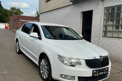 Skoda Superb 136.000 km 7.500 &euro; Essen 45143