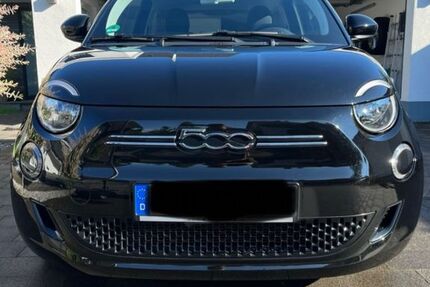 Fiat 500e 23.000 km 11.500 &euro; Duisburg 47058