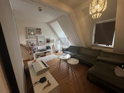 BLICK INS GRÜNE, 2 BALKONE & VIEL POTENZIAL - Dachgeschoßwohnung Recklinghausen | Angebot:27475751