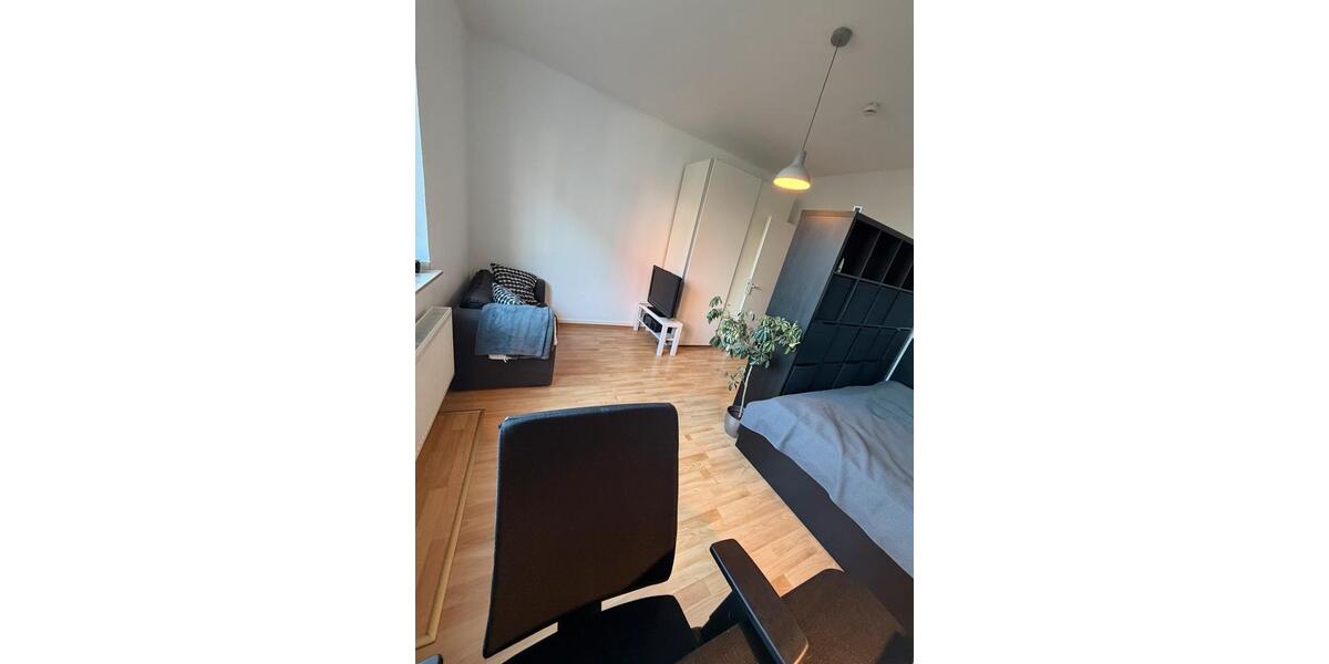 Erdgeschoßwohnung Essen Stadtbezirk III - 1 Zimmer, 33 m&sup2;, 305&euro; | Angebot:25780062