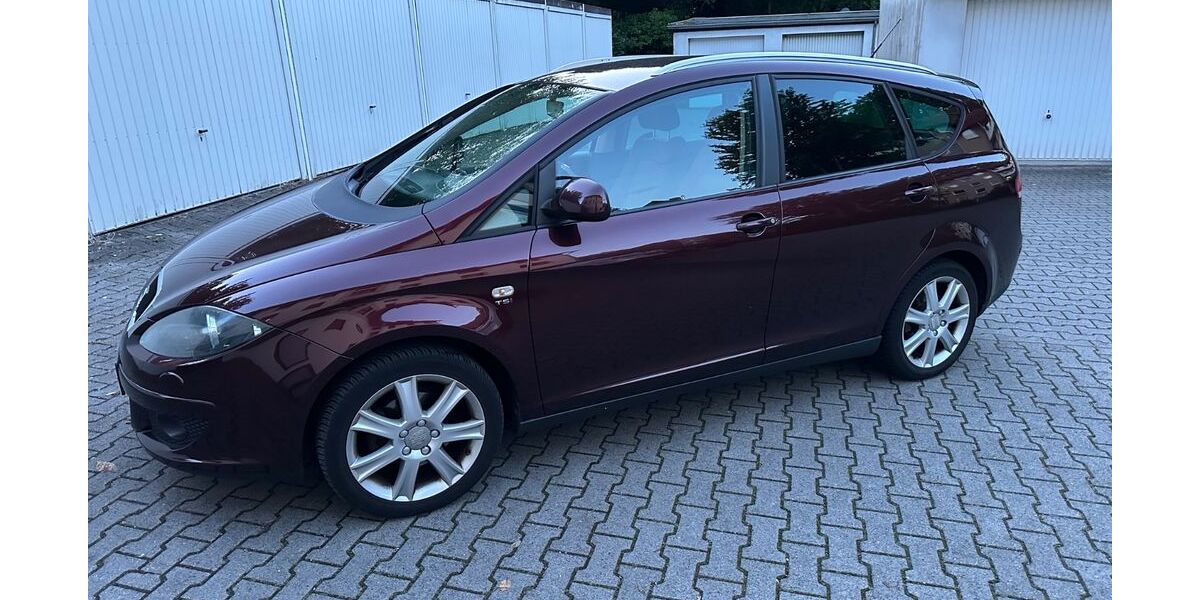 Seat Altea 163.000 km 1.950 &euro; Bochum 44805